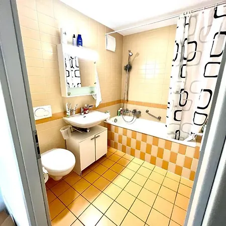 Apartmán 8-10 People Ap.5,5 Modern, Near The Lake, Centre, Clarens